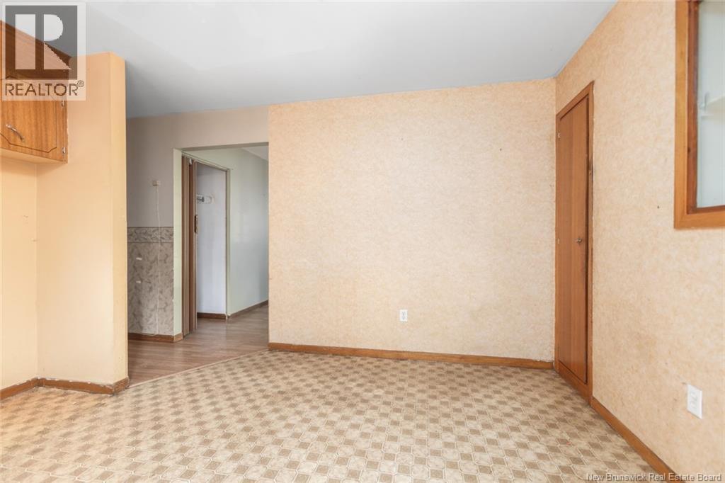 Property at 263 Whitepine image 2