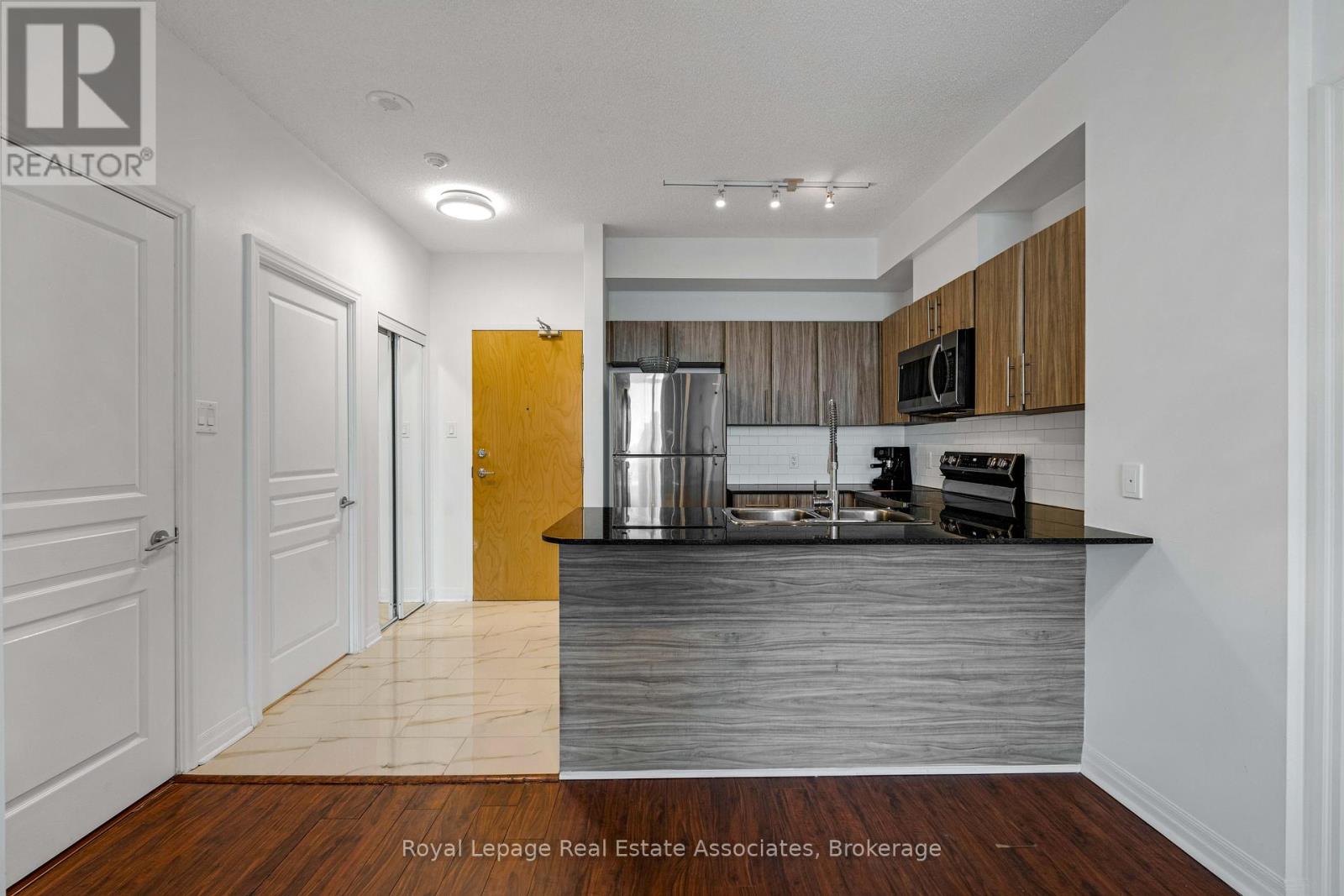1106 - 3515 Kariya Drive, Mississauga, Ontario  L5B 0C1 - Photo 12 - W12338089