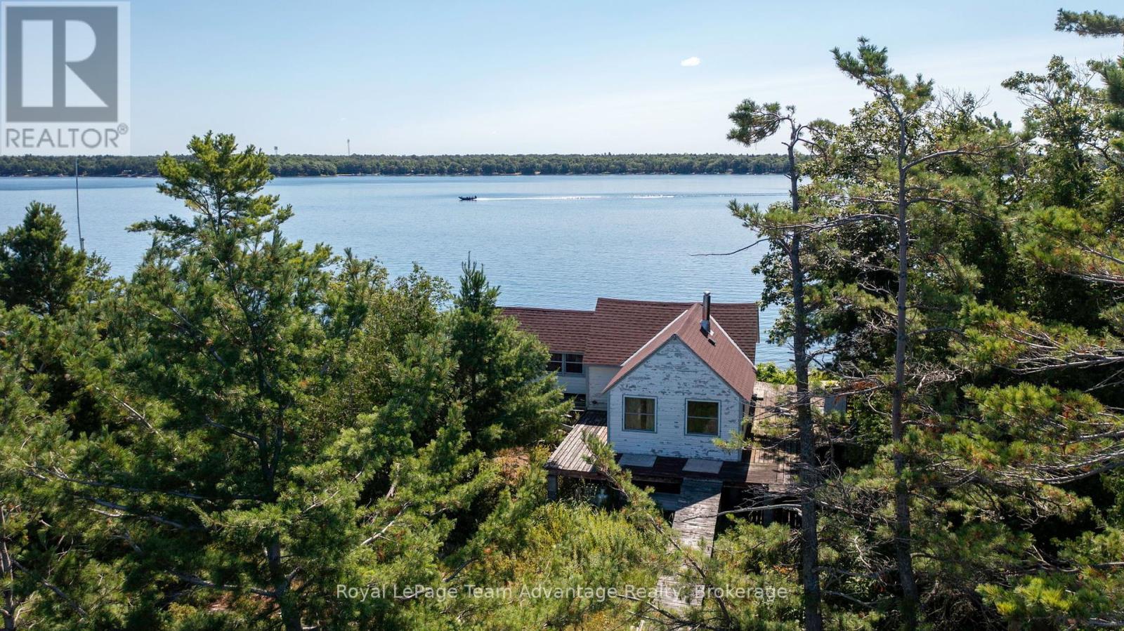 3 Island 57c, Carling, Ontario  P0G 1G0 - Photo 7 - X12338124