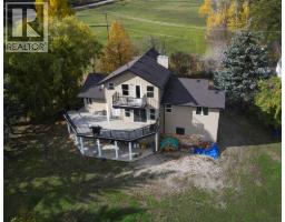 2234 Tappen Notch Hill Road, tappen, British Columbia