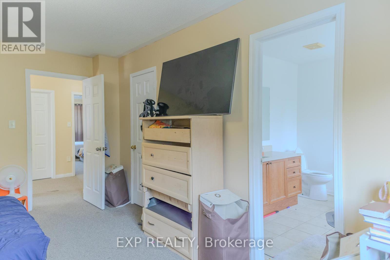 136 Kirkland Place, Whitby, Ontario  L1P 1X2 - Photo 20 - E12338128