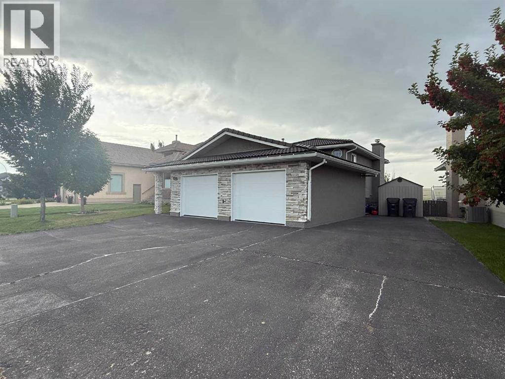 Property at 725 Taylor Road SE image 4