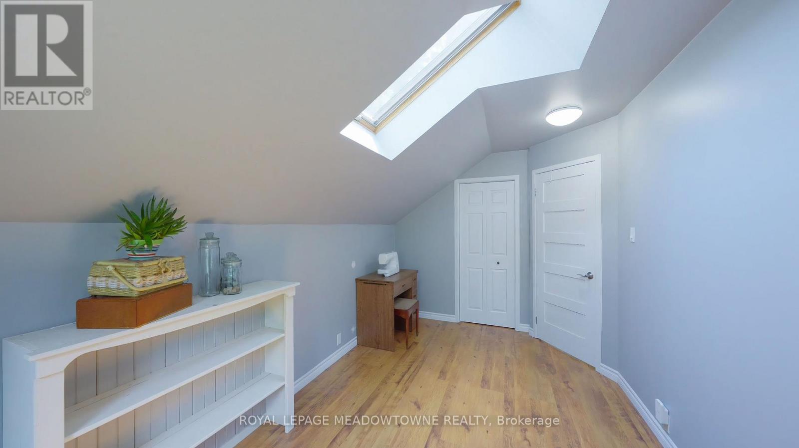 12369 Elizabeth Street, Halton Hills, Ontario  L0P 1H0 - Photo 25 - W12338107