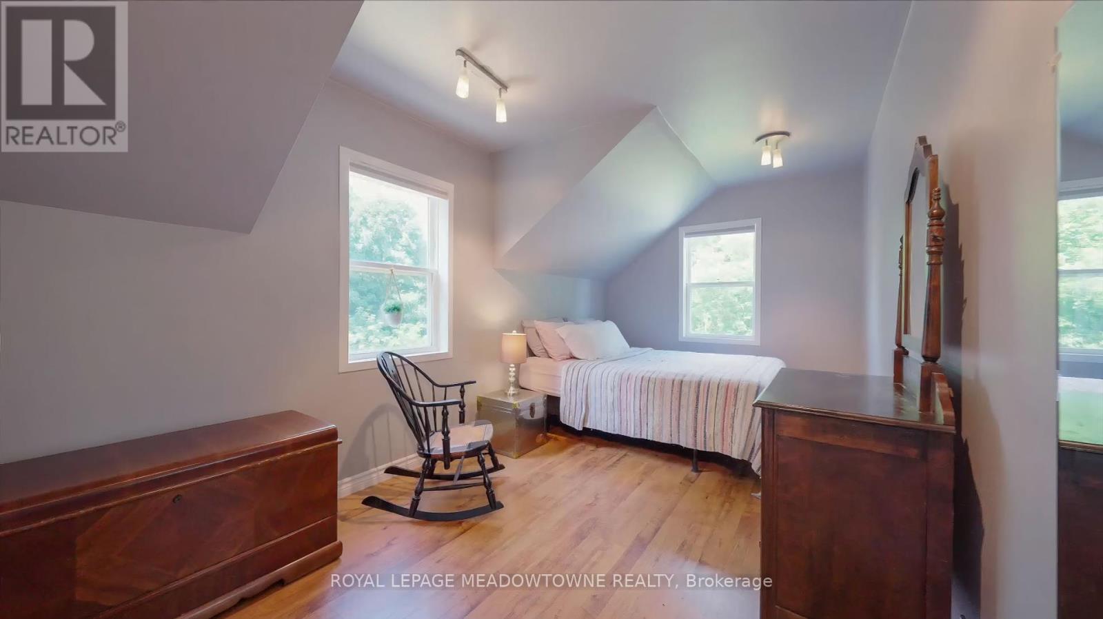 12369 Elizabeth Street, Halton Hills, Ontario  L0P 1H0 - Photo 26 - W12338107