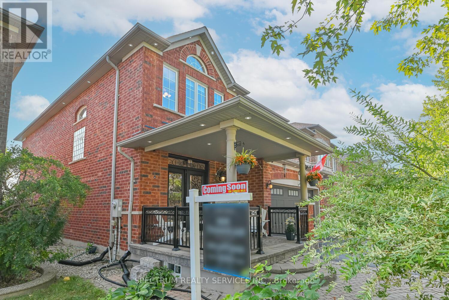 Property at 68 ROBARTS DRIVE image 3