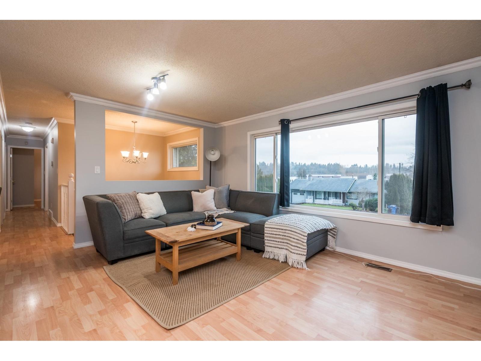 Property at 33348 WREN CRESCENT image 3