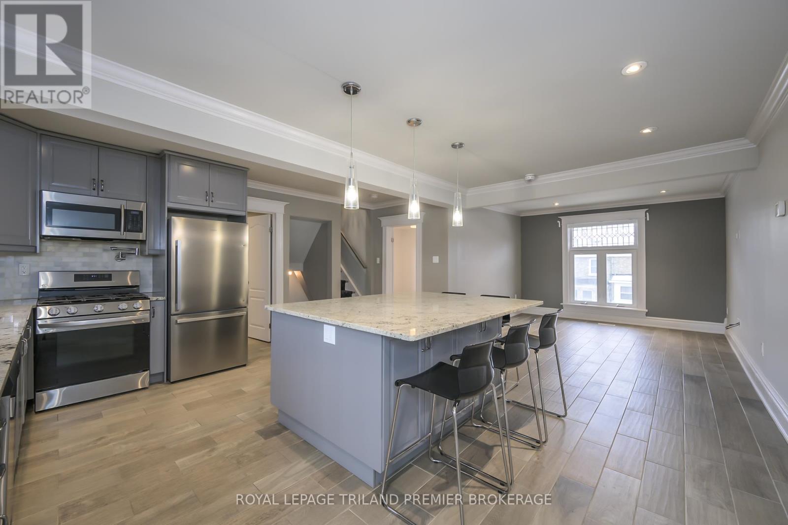 100 Central Avenue, London East, Ontario  N6A 1M4 - Photo 14 - X12338209