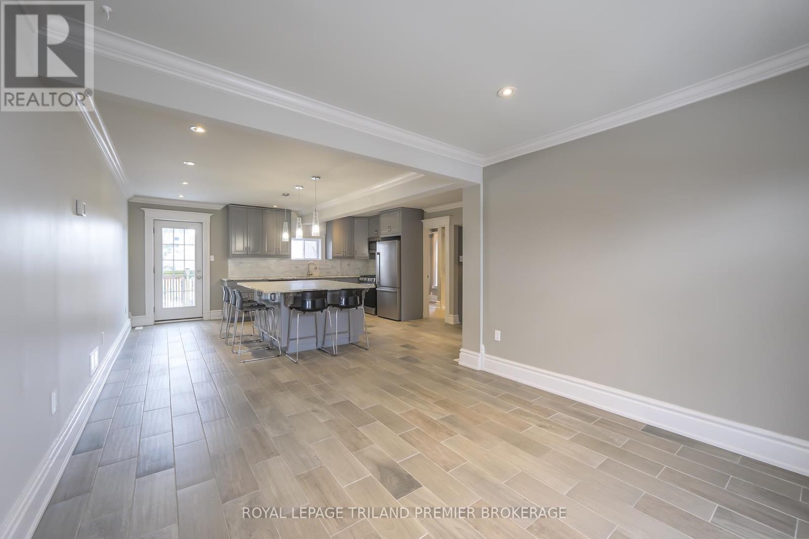 100 Central Avenue, London East, Ontario  N6A 1M4 - Photo 18 - X12338209