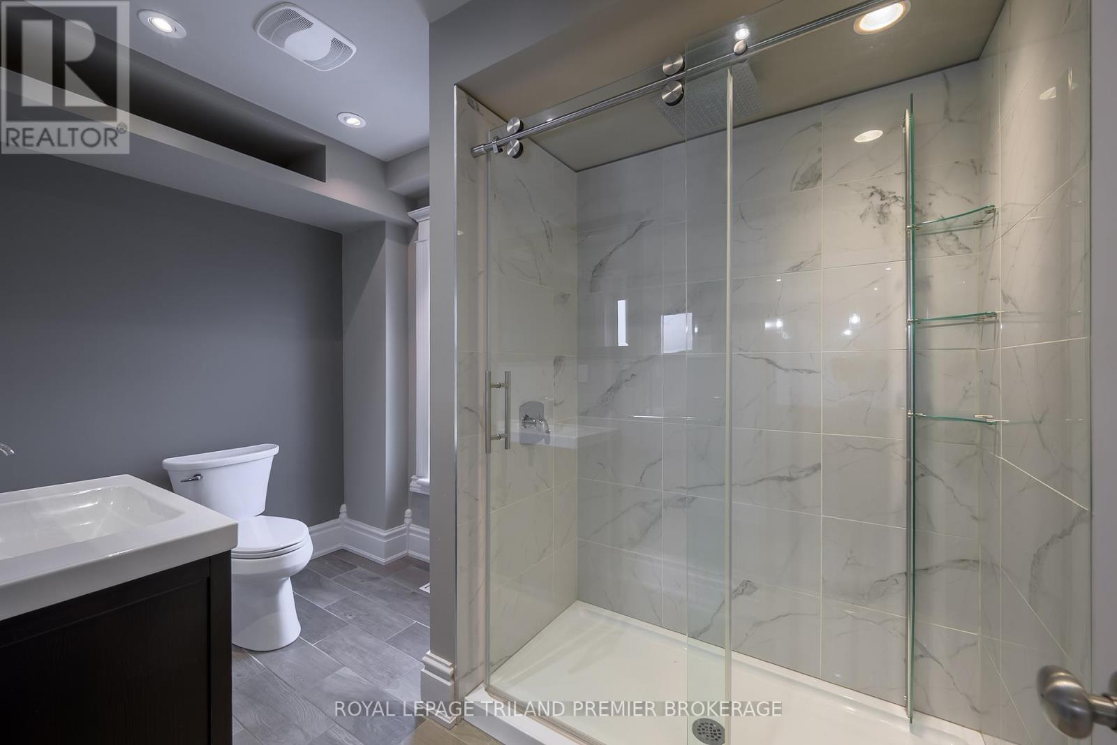100 Central Avenue, London East, Ontario  N6A 1M4 - Photo 22 - X12338209