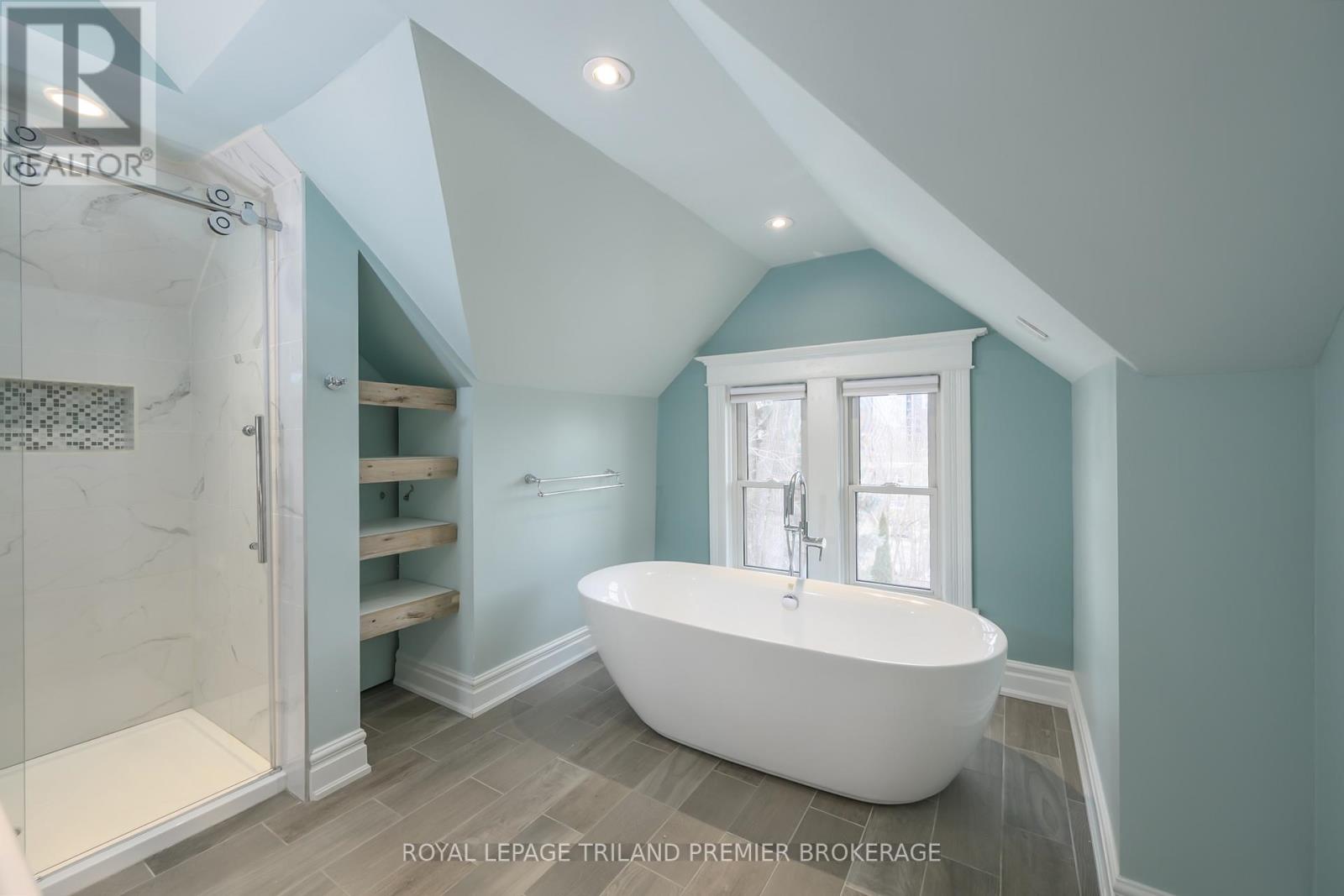 100 Central Avenue, London East, Ontario  N6A 1M4 - Photo 23 - X12338209