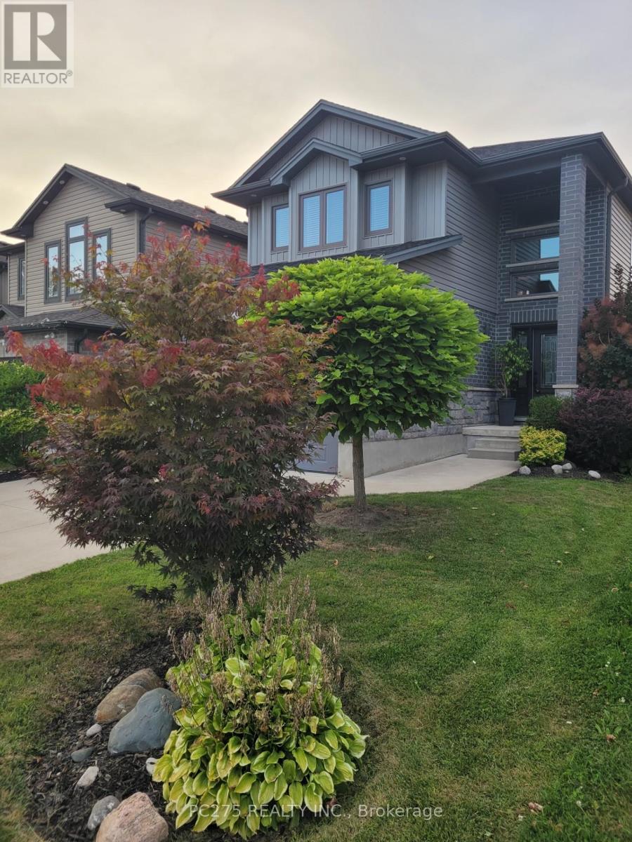 6 Hayes Street, London South, Ontario  N5Z 0A6 - Photo 2 - X12338215