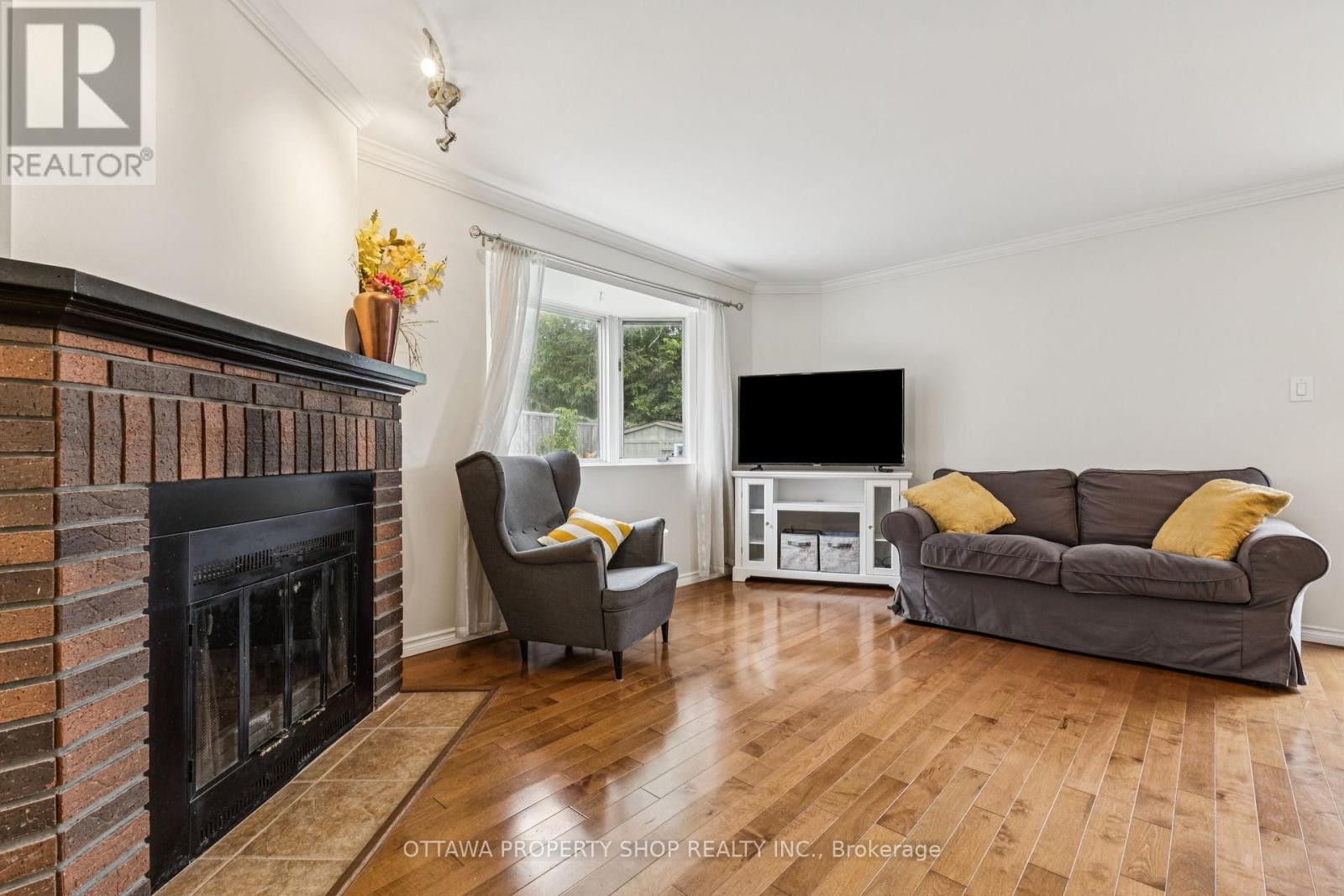 Property at 67 GENTLE GATE CRESCENT image 5
