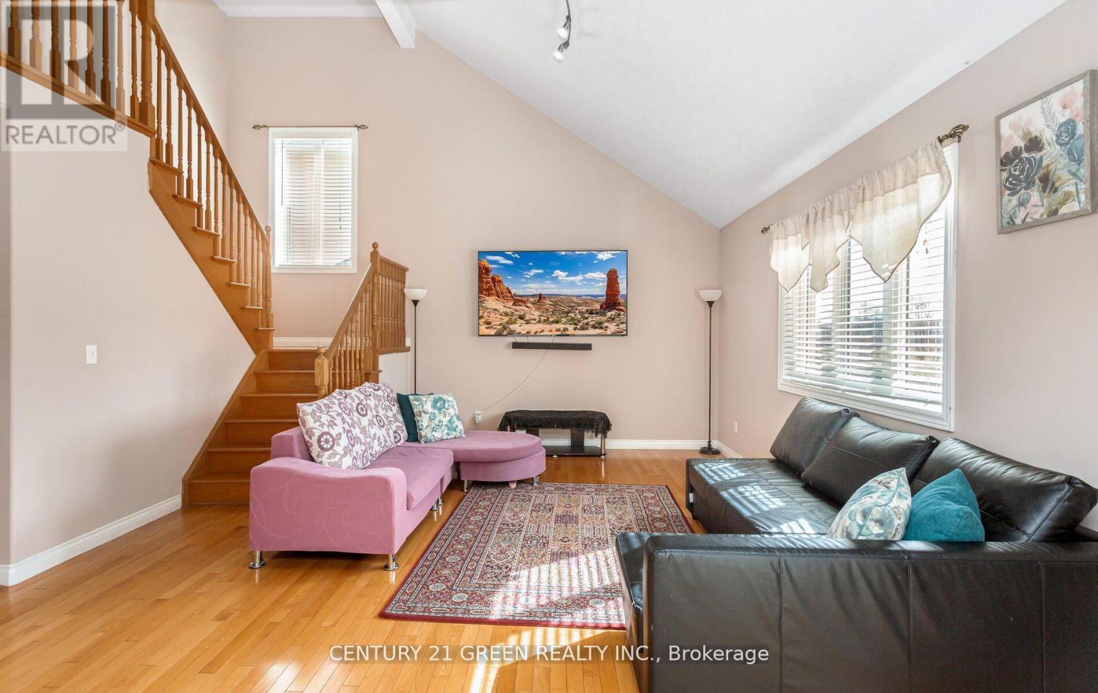 104 Lilywood Drive, Cambridge, Ontario  N1P 1H1 - Photo 14 - X12338096