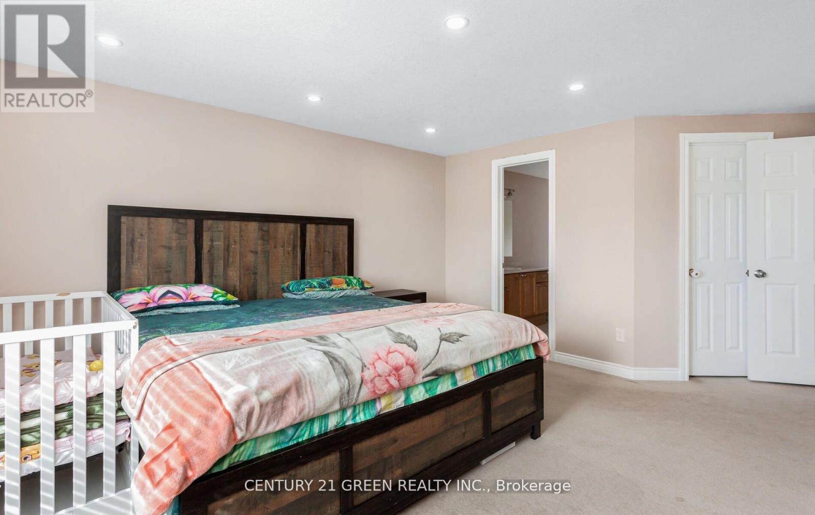104 Lilywood Drive, Cambridge, Ontario  N1P 1H1 - Photo 32 - X12338096