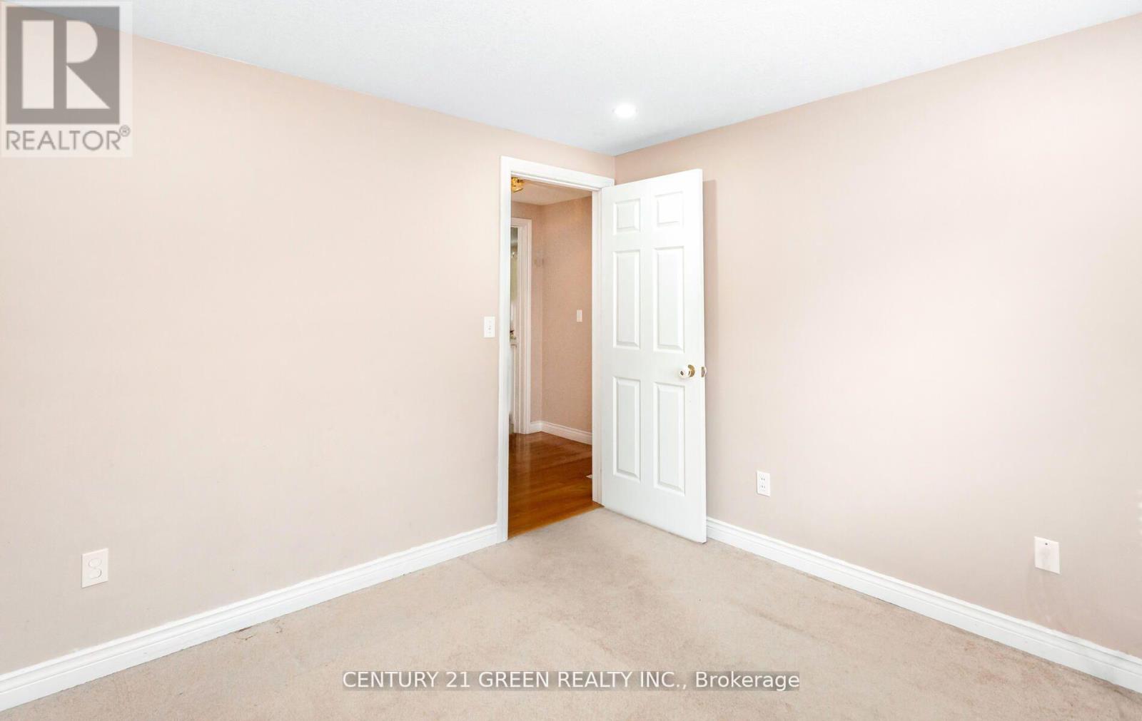 104 Lilywood Drive, Cambridge, Ontario  N1P 1H1 - Photo 43 - X12338096