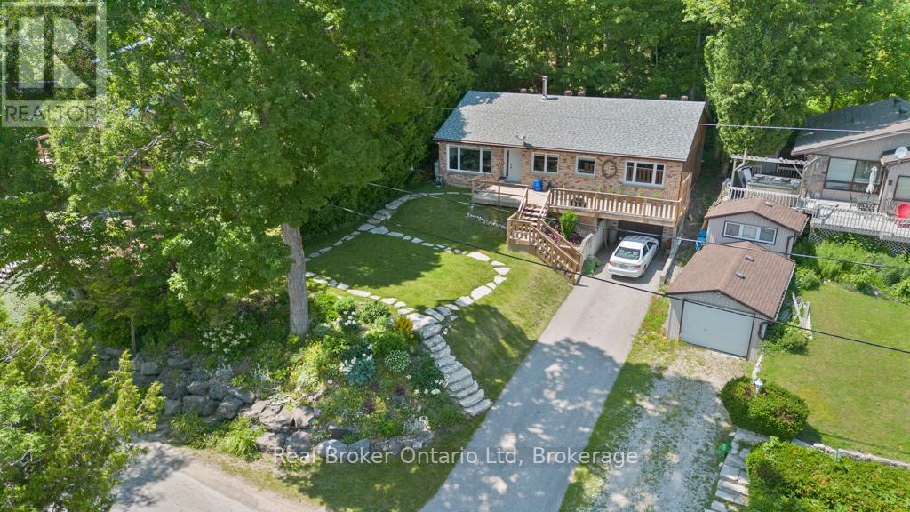 121 Mallory Beach Road, South Bruce Peninsula, Ontario  N0H 2T0 - Photo 2 - X12268320