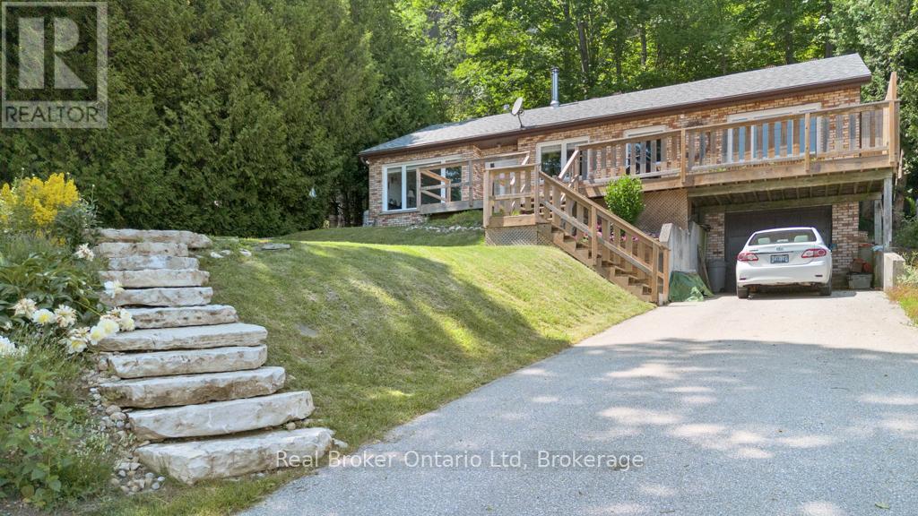 121 Mallory Beach Road, South Bruce Peninsula, Ontario  N0H 2T0 - Photo 31 - X12268320