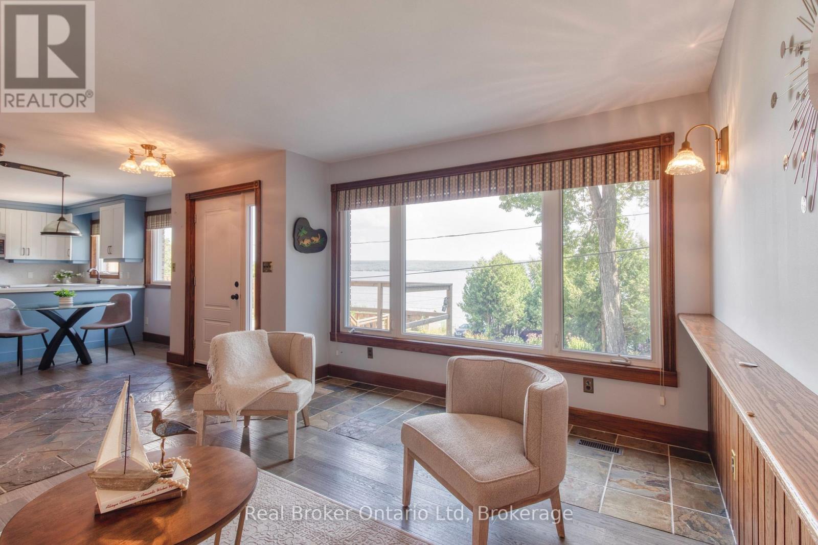 121 Mallory Beach Road, South Bruce Peninsula, Ontario  N0H 2T0 - Photo 8 - X12268320