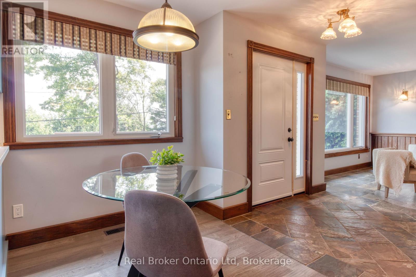 121 Mallory Beach Road, South Bruce Peninsula, Ontario  N0H 2T0 - Photo 6 - X12268320