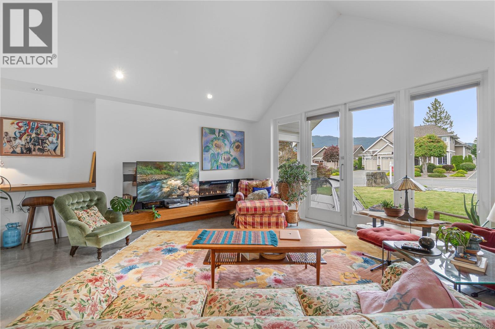 Property at 3461 Santa Fe Pl image 4