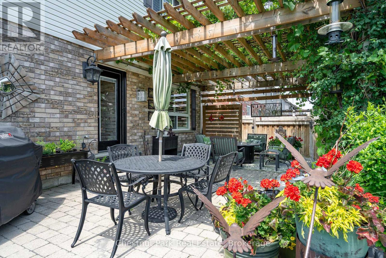51 Patton Street, Collingwood, Ontario  L9Y 0E4 - Photo 14 - S12300997