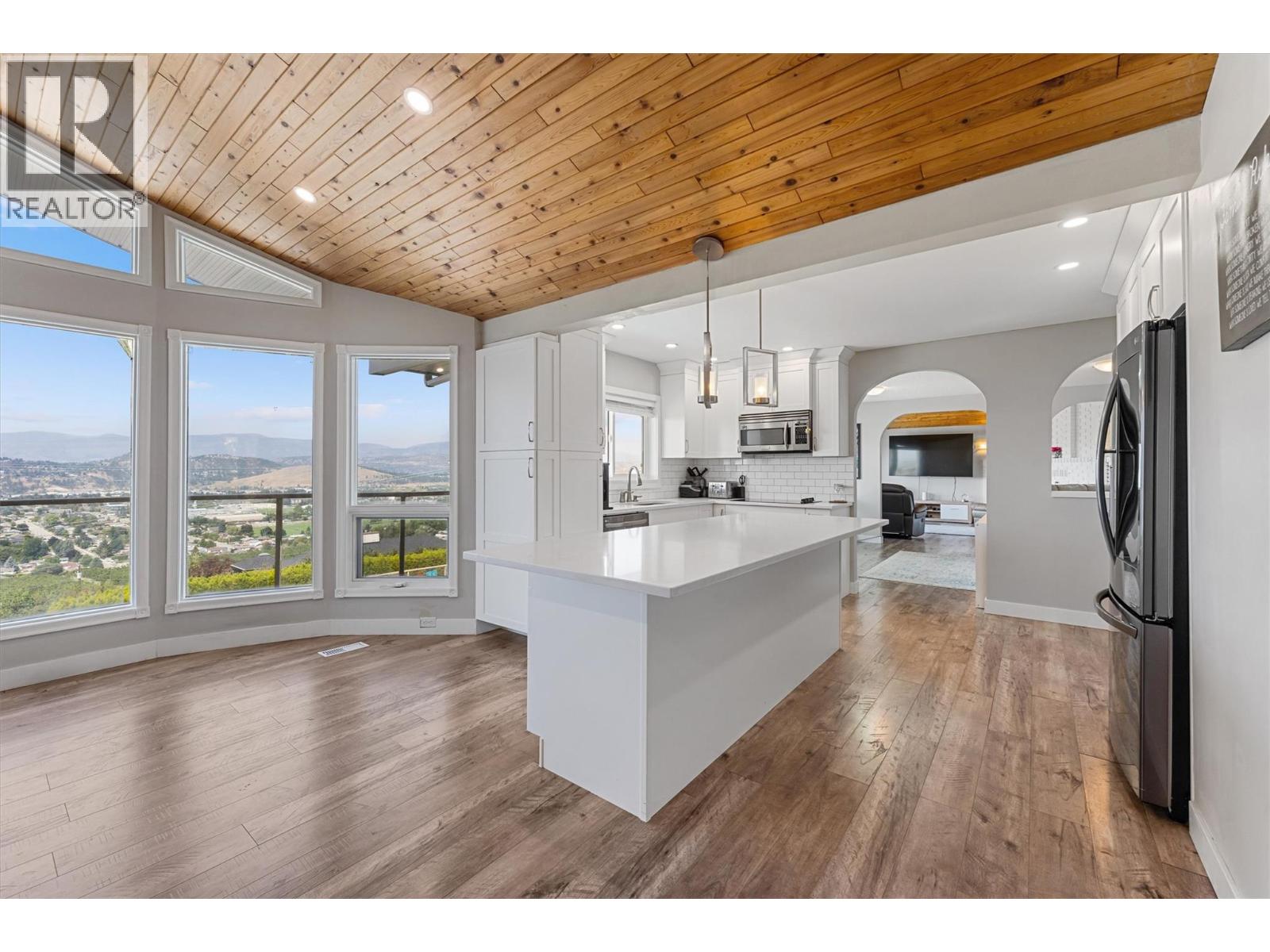 475 El Carlo Road, Kelowna, British Columbia  V1X 2R5 - Photo 3 - 10358594