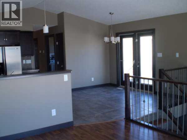 Property at 7406 89 Street image 3