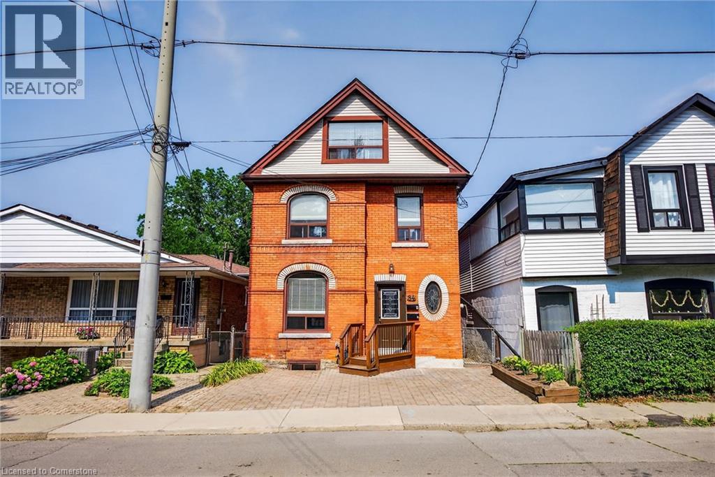 84 RAY Street S, Hamilton, Ontario