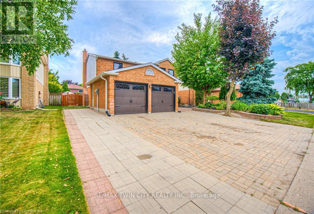 Property at 243 HIGHVIEW DRIVE image 3