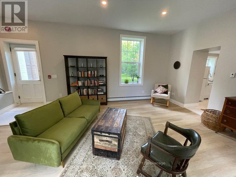 236 Burnham Street, Peterborough East, Ontario  K9H 1T1 - Photo 37 - X12338289