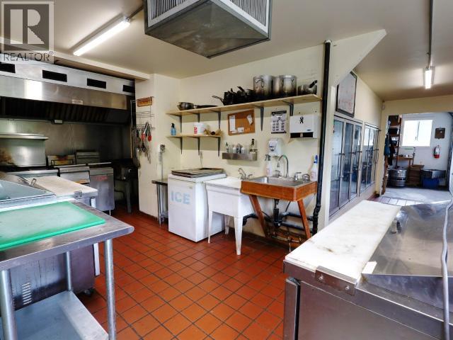 5987 Lund, Powell River, British Columbia   - Photo 12 - 19258