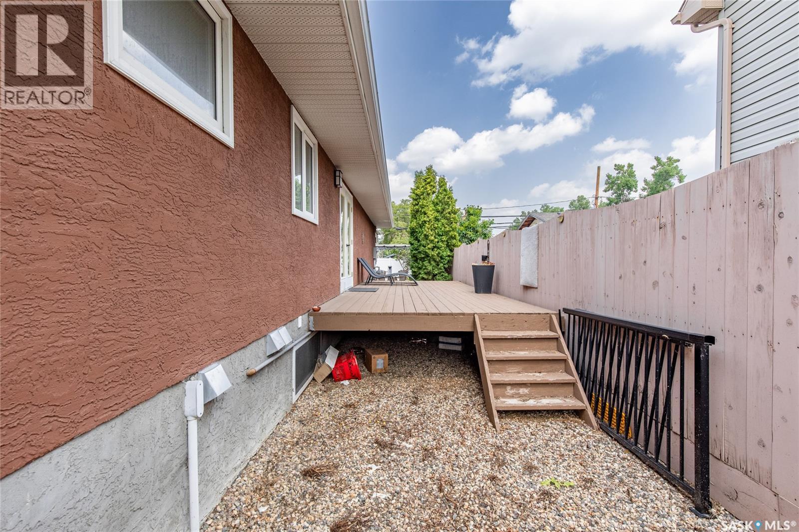 405 4th Avenue Ne, Moose Jaw, Saskatchewan  S6H 8B8 - Photo 46 - SK015326