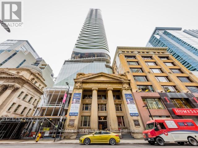 1704 - 197 YONGE STREET, Toronto, Ontario