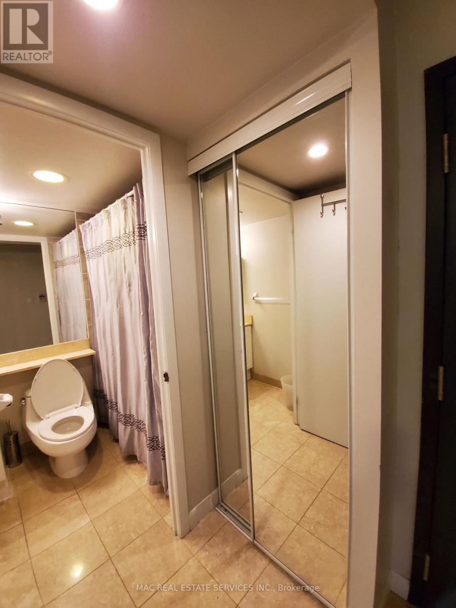 3402 - 210 Victoria Street, Toronto, Ontario  M5B 2R3 - Photo 8 - C12338286