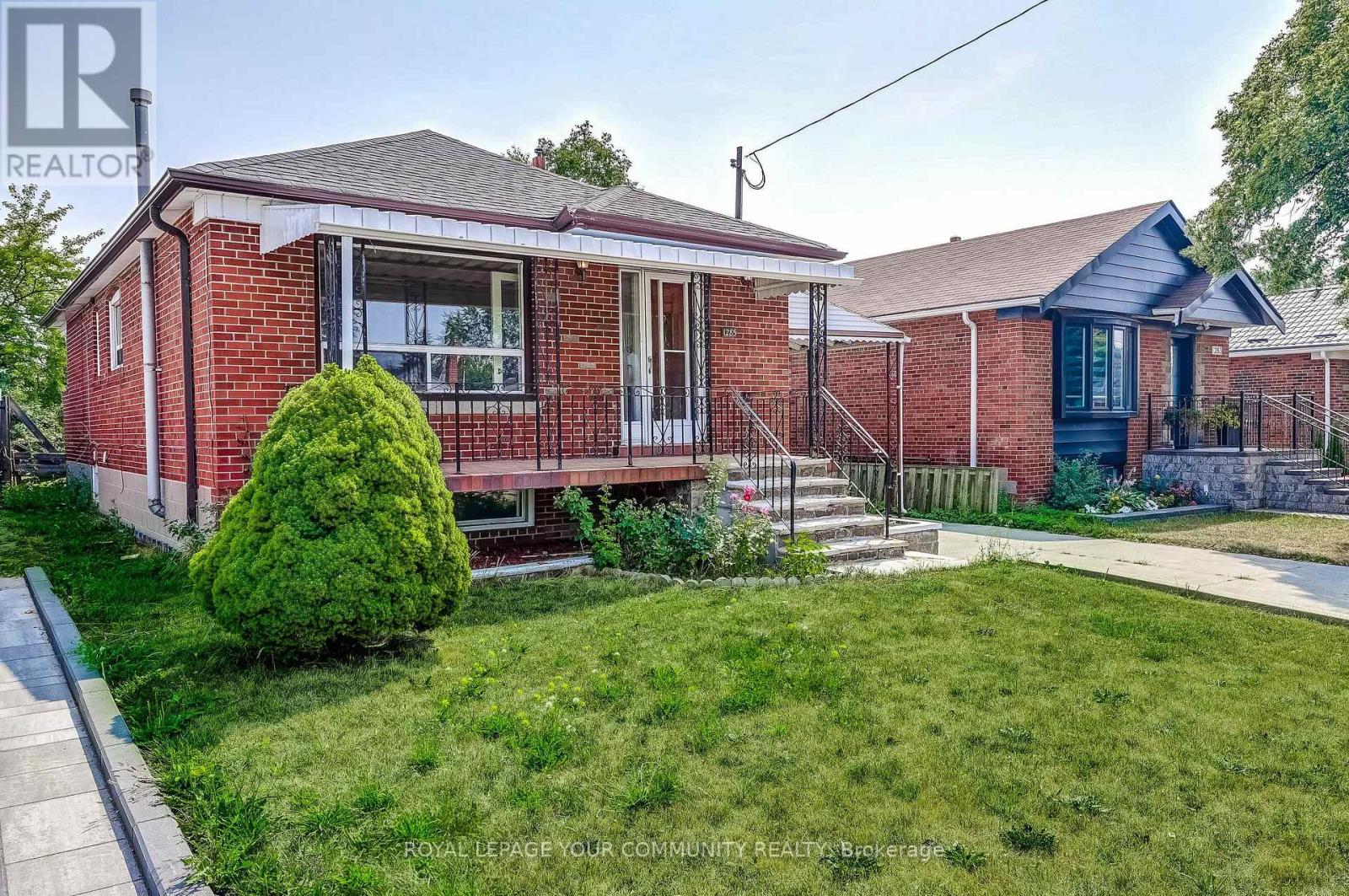Property at 1285 PHARMACY AVENUE image 2