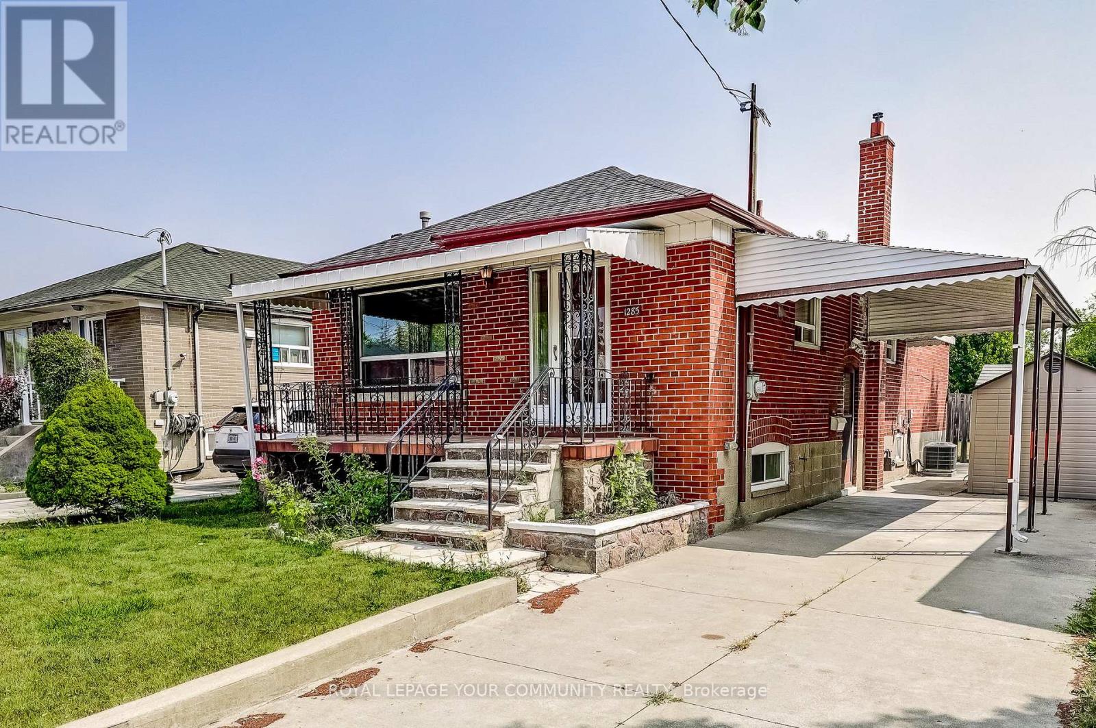 Property at 1285 PHARMACY AVENUE image 3
