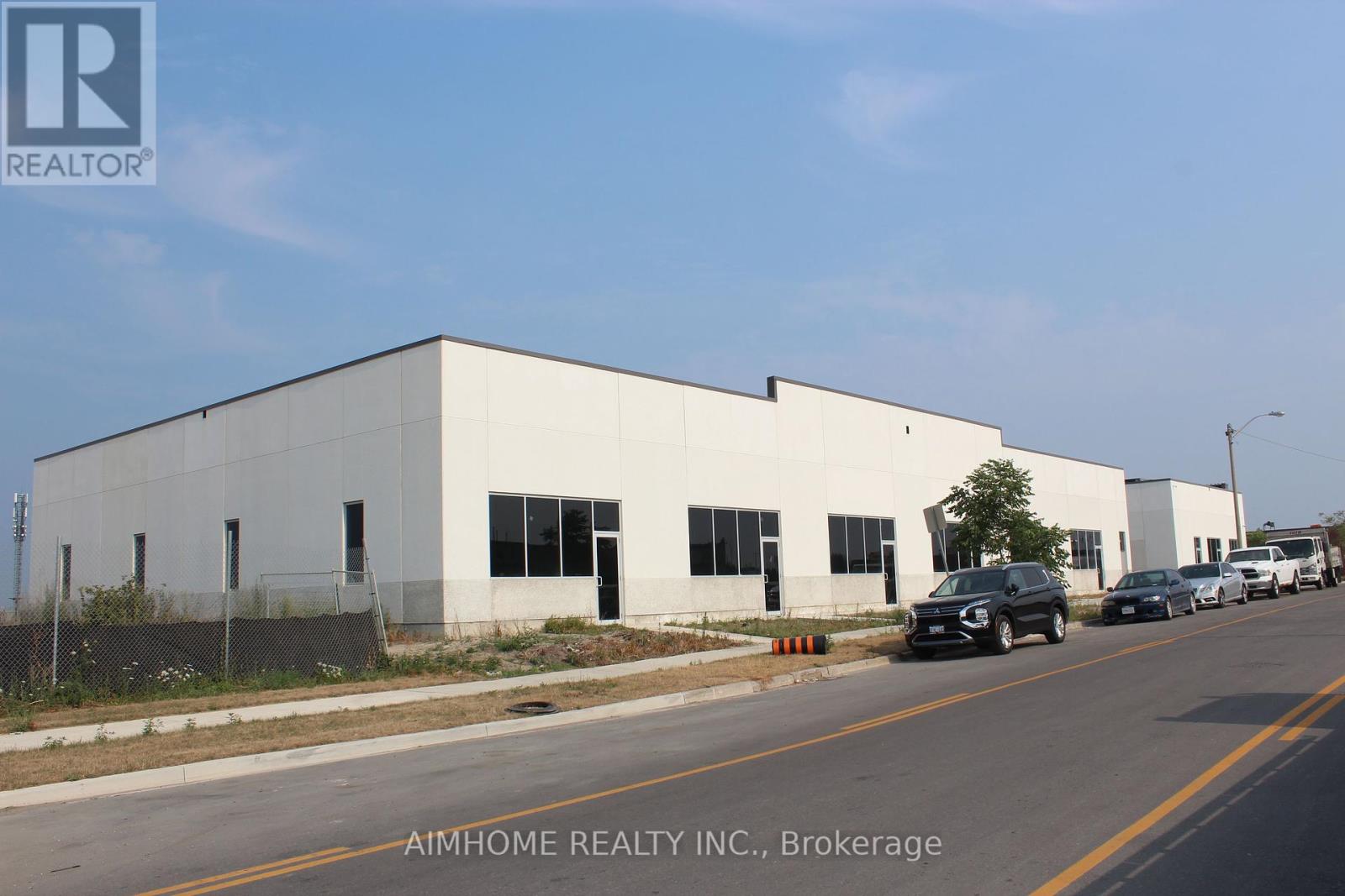 10 - 95 STATE CROWN BOULEVARD, Toronto, Ontario