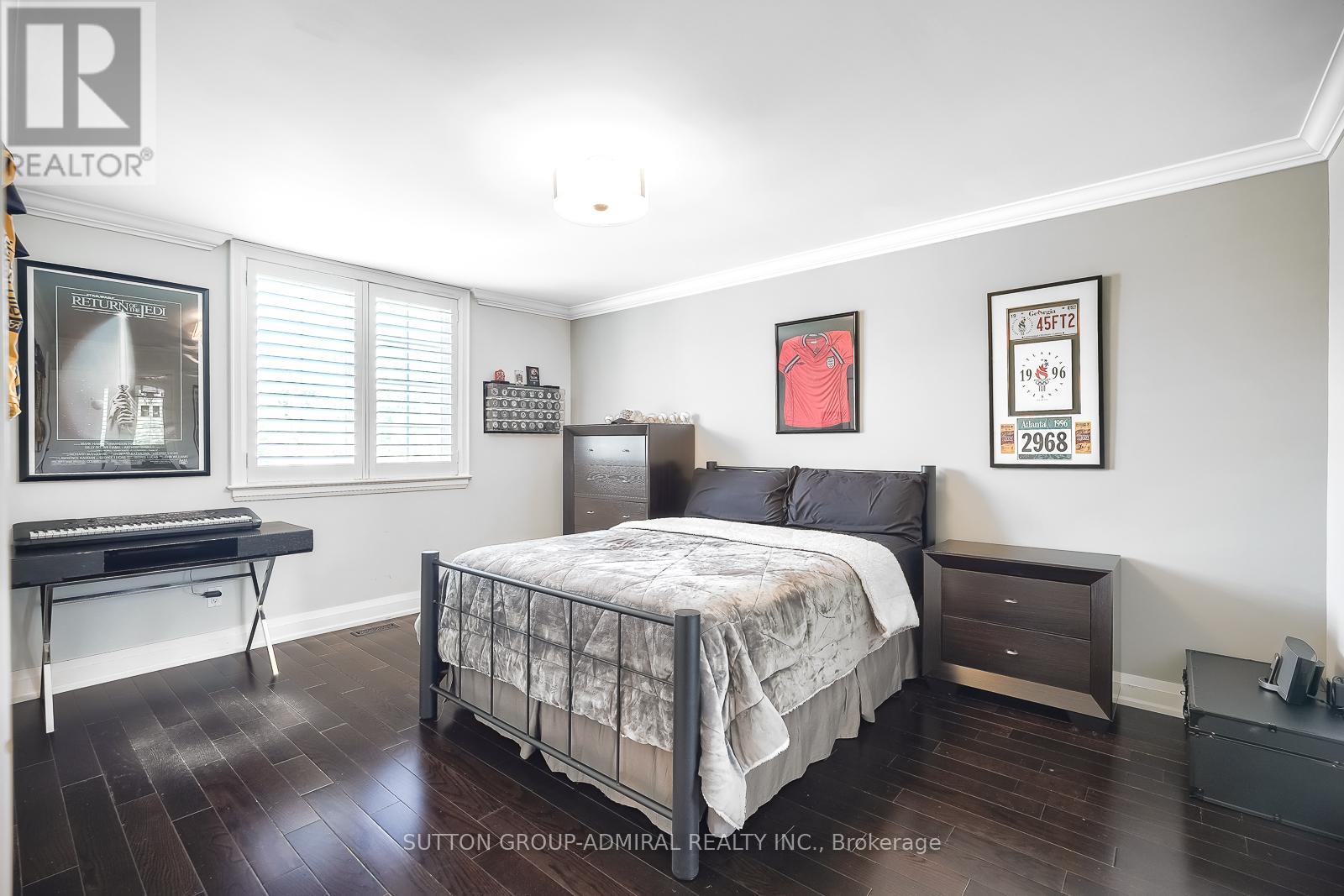 2360 Marisa Court, Mississauga, Ontario  L5K 2P6 - Photo 29 - W12338272