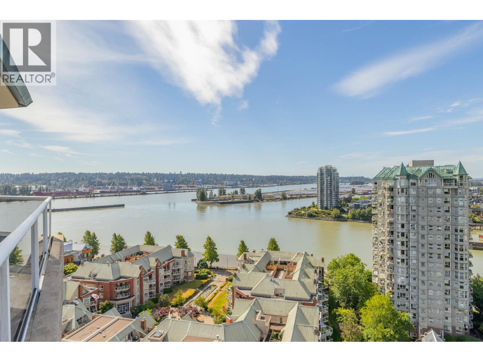 2002 1245 Quayside Drive, New Westminster, British Columbia  V3M 6J6 - Photo 3 - R3035893