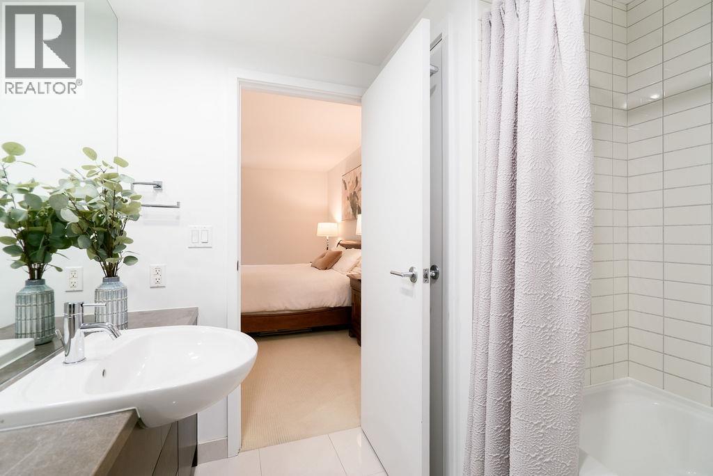 403 750 W 12th Avenue, Vancouver, British Columbia  V5Z 0A3 - Photo 13 - R3035911