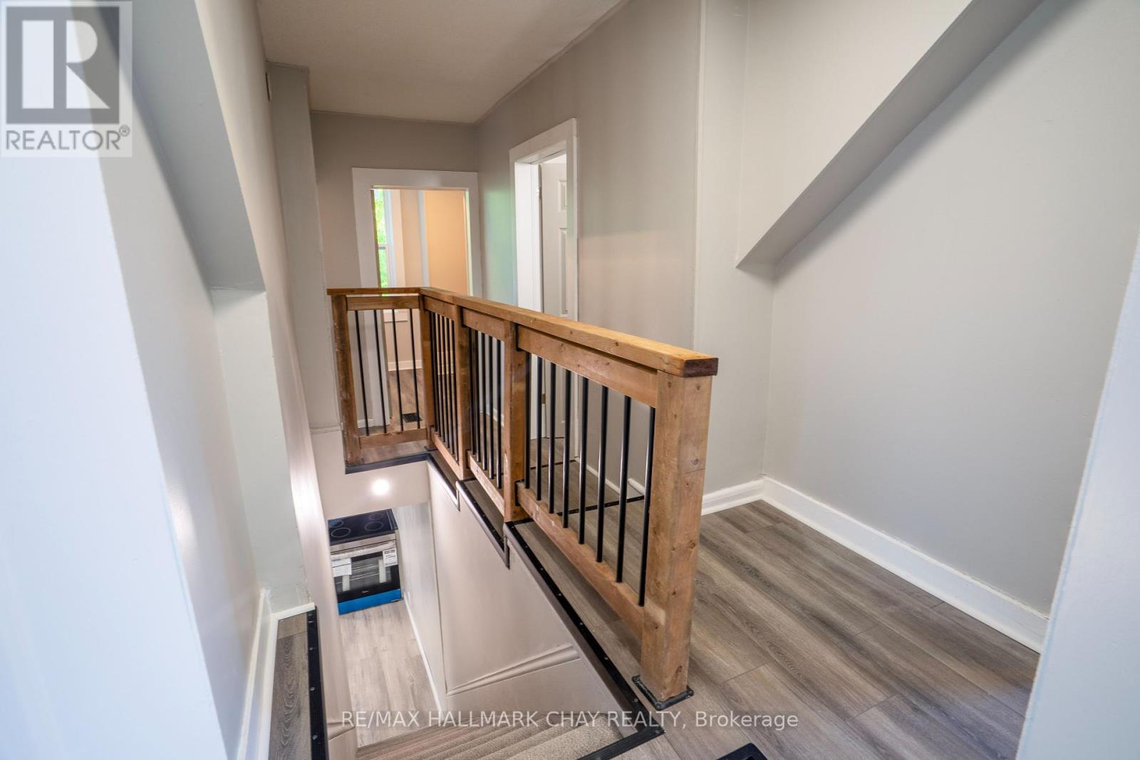 635 First Street S, Gravenhurst, Ontario  P1P 1K1 - Photo 10 - X12338264