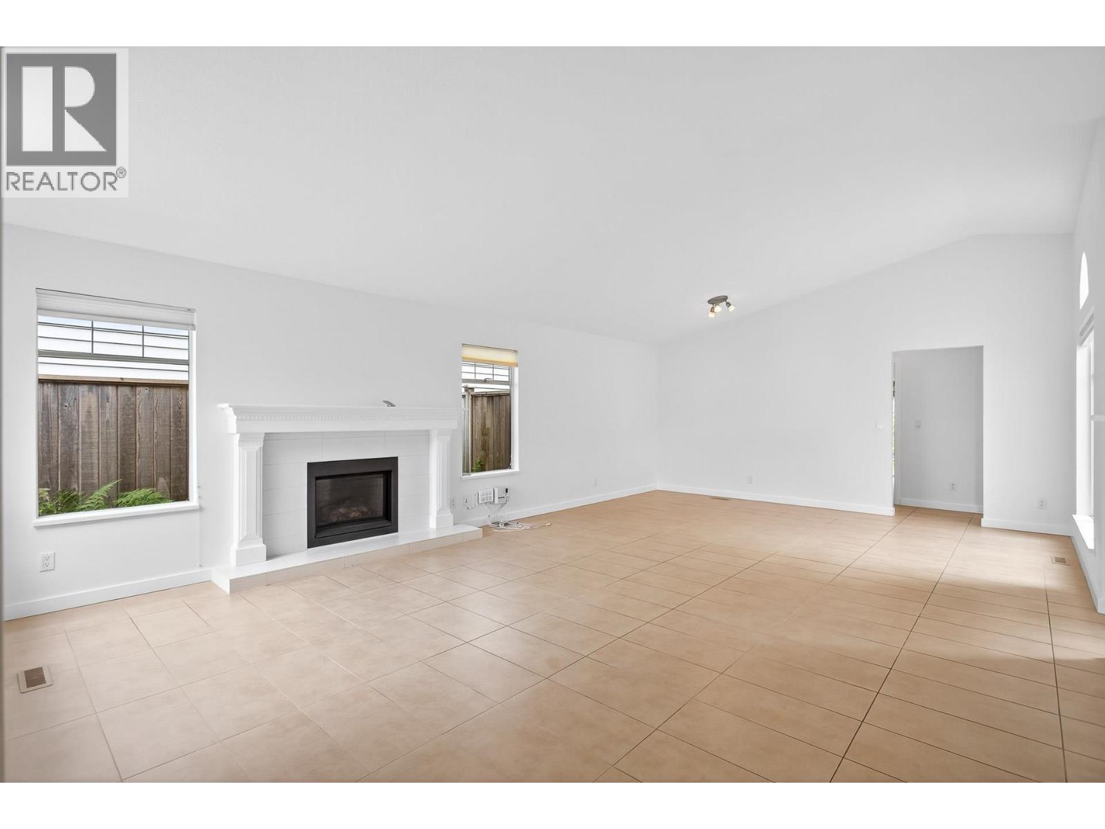 Property at 51 2865 GLEN DRIVE image 5