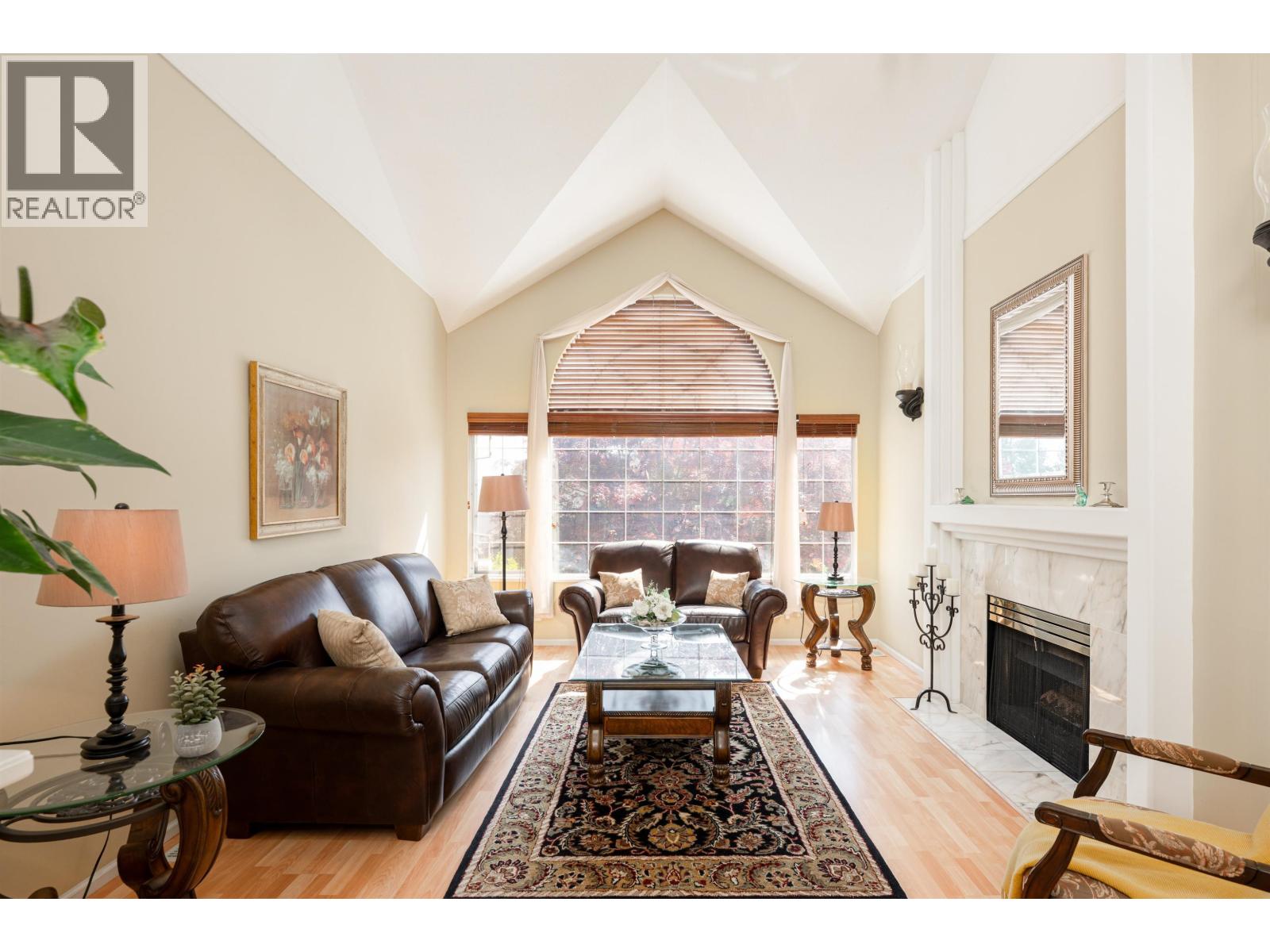 Property at 2905 CLIFFROSE CRESCENT image 4