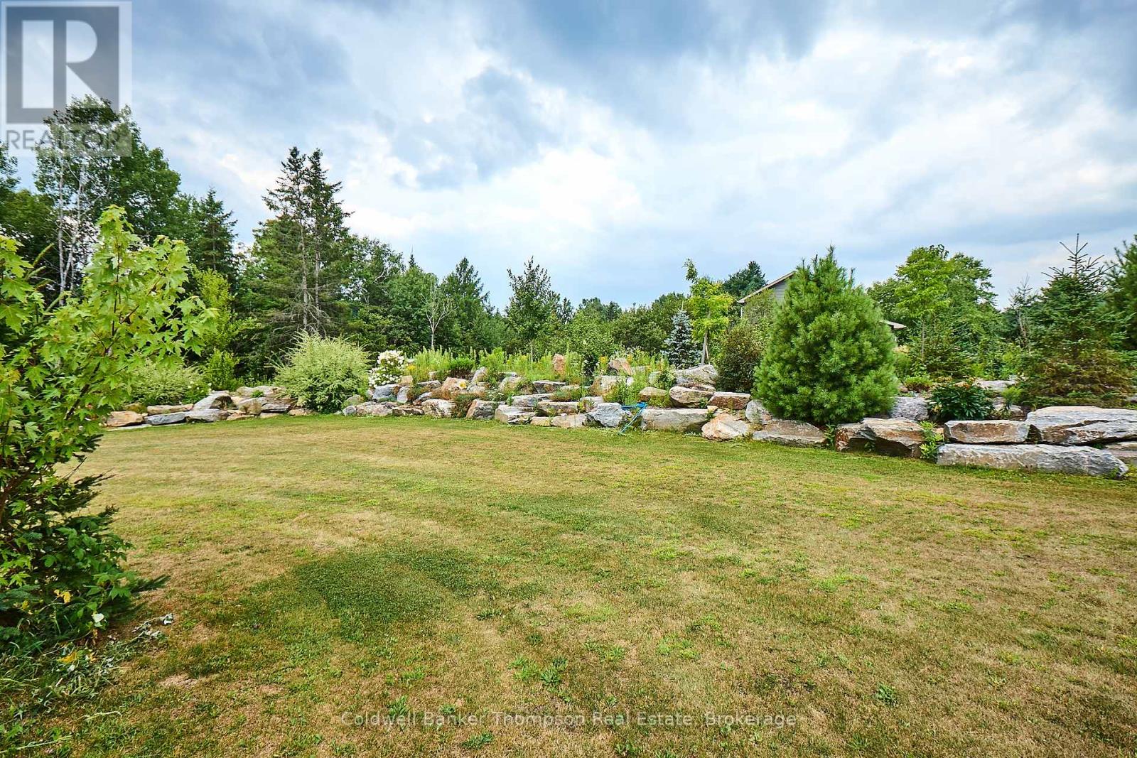 11 Thomas Crescent, Huntsville, Ontario  P1H 2M3 - Photo 38 - X12338305
