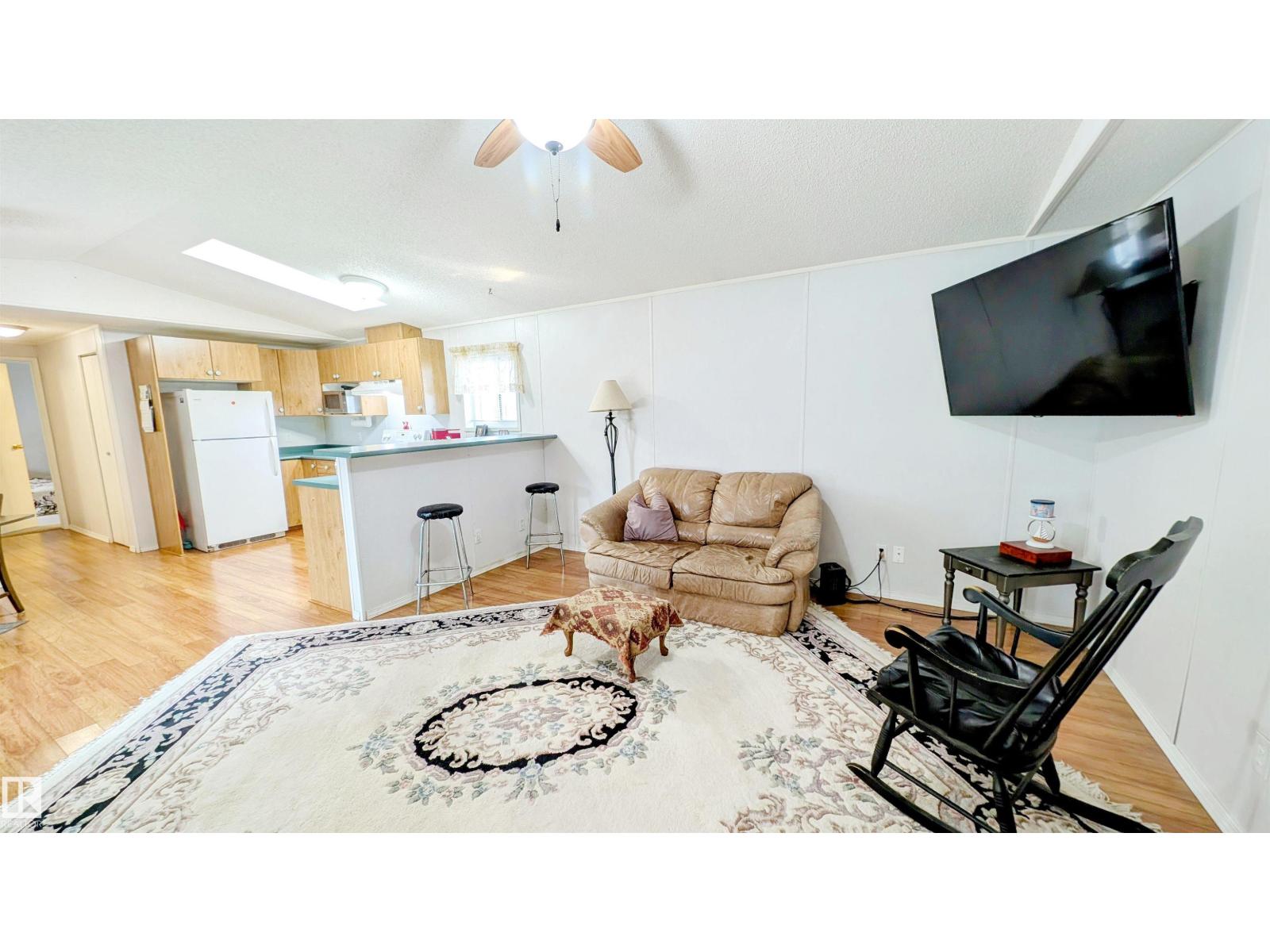 1540 Jubilee Wd, Sherwood Park, Alberta  T8H 1V2 - Photo 4 - E4452452