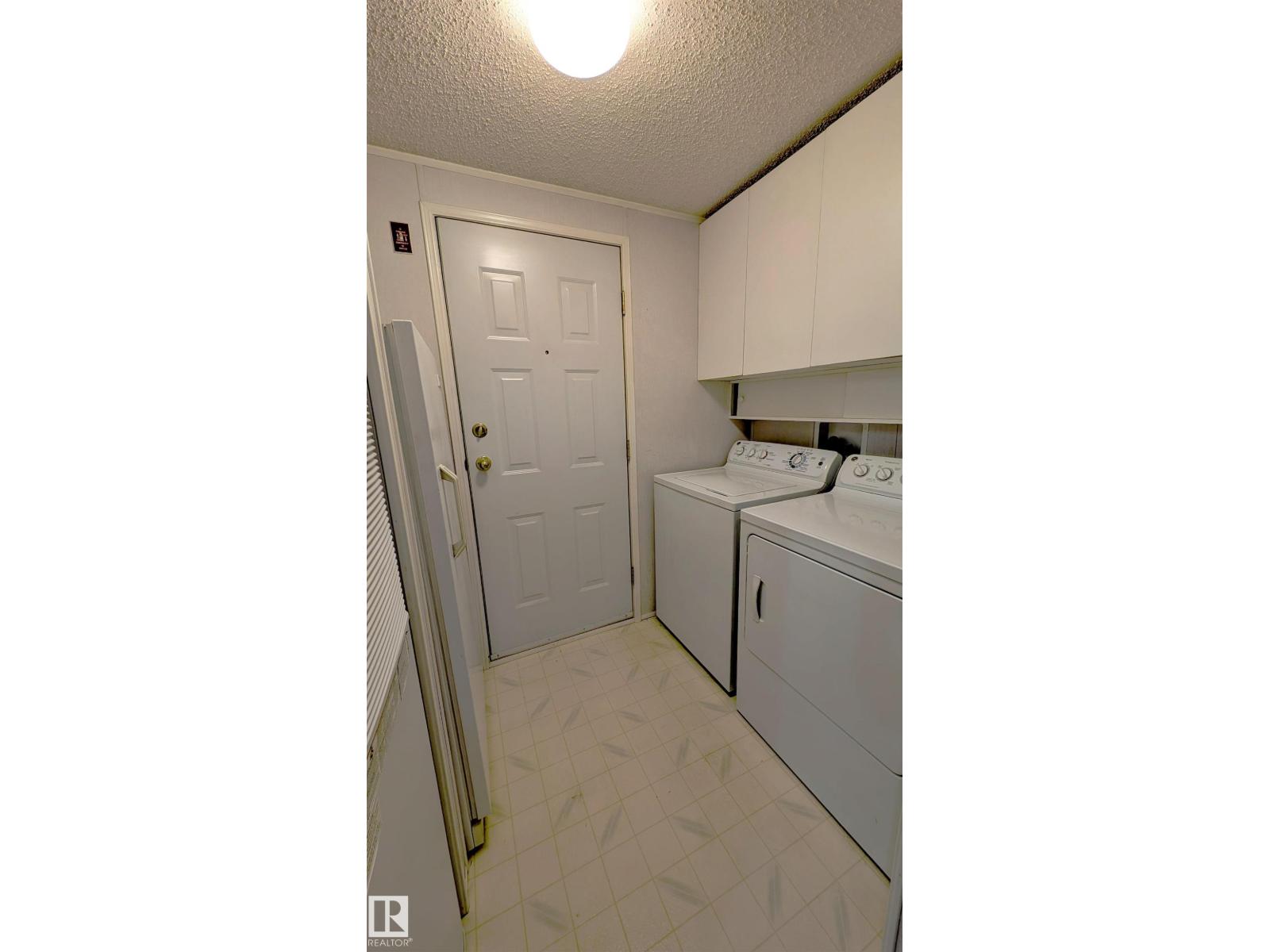 1540 Jubilee Wd, Sherwood Park, Alberta  T8H 1V2 - Photo 5 - E4452452