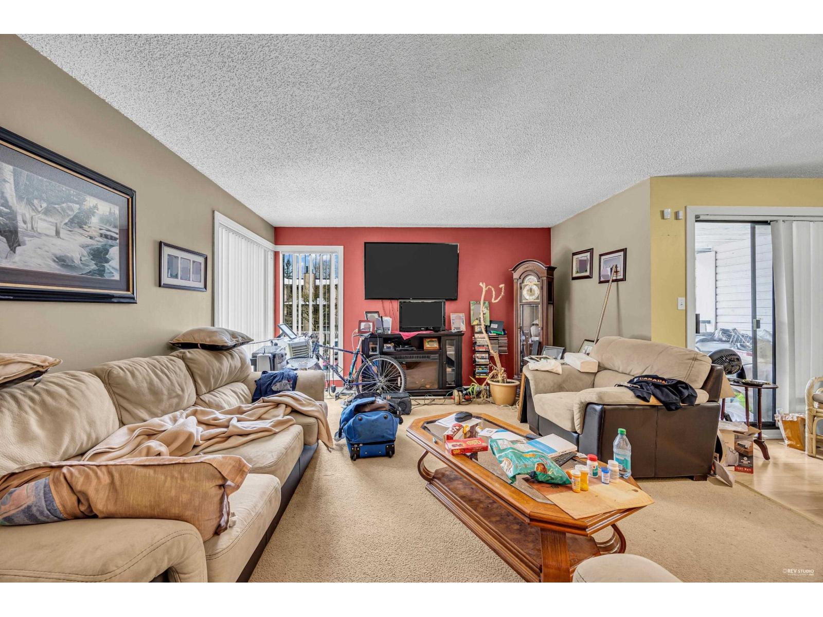 10600 Holly Park Lane, Surrey, British Columbia  V3R 6X9 - Photo 11 - R3035940