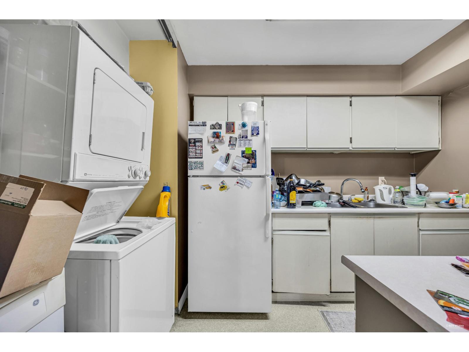 Property at 10600 HOLLY PARK LANE image 2