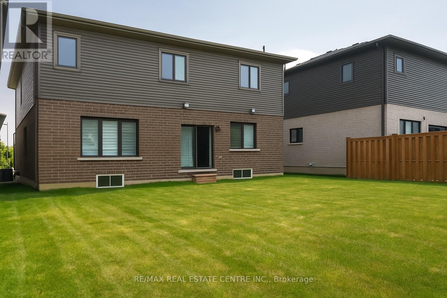 Property at 12 SWAN AVENUE image 2