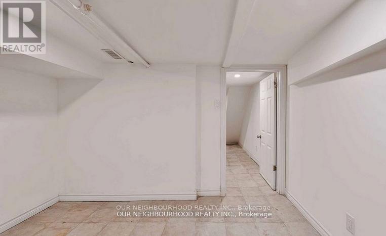243 Lippincott Street, Toronto, Ontario  M5S 2P4 - Photo 24 - C12338321